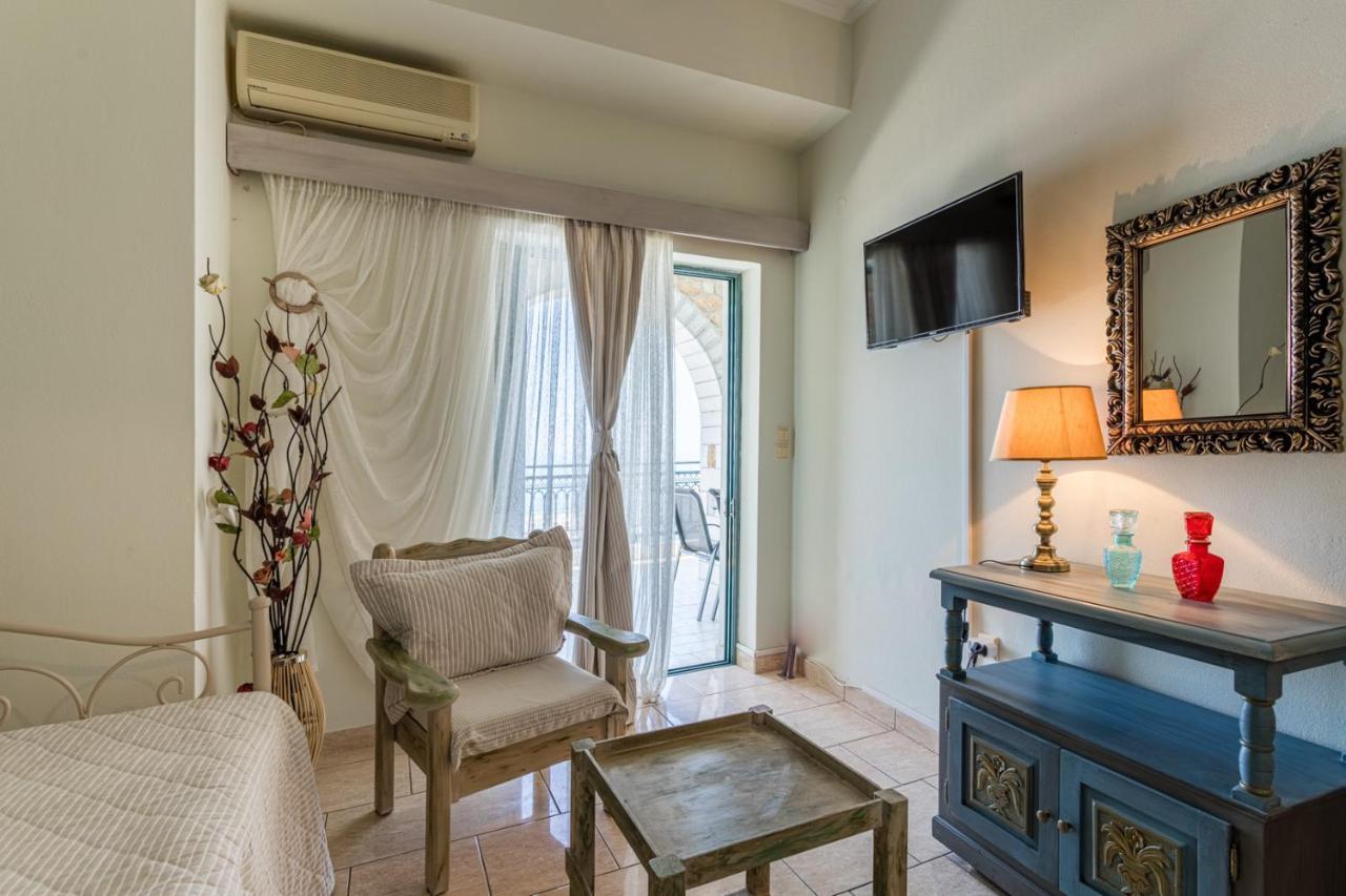 Sophias Apartments Agios Nikolaos  Buitenkant foto